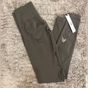Oner Active Effortless leggings in Deep Taupe